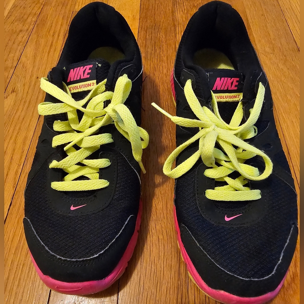 Nike Women's Revolution 2 Dark Navy Blue and Pink Sneakers Size US 10
